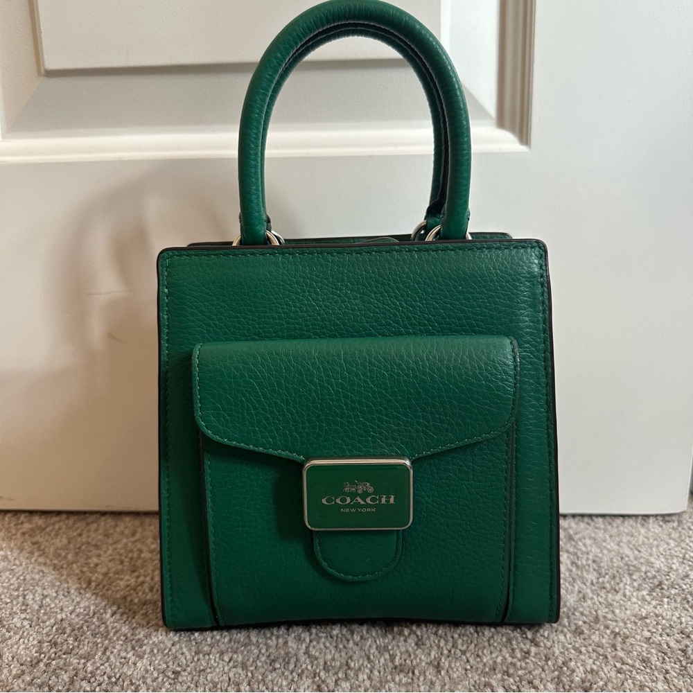 Coach Mini Pepper Crossbody NEW Green Leather Handbag C6778 - Picture 2 of 9